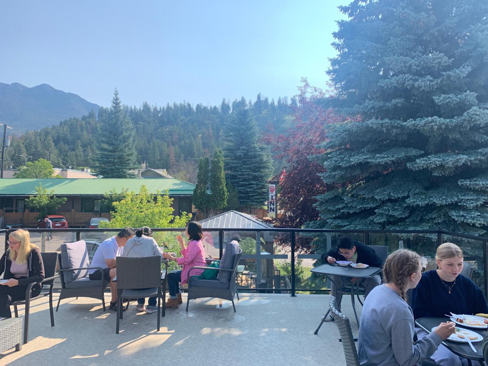 Destination Inn Рейдиъм Хот Спрингс Екстериор снимка